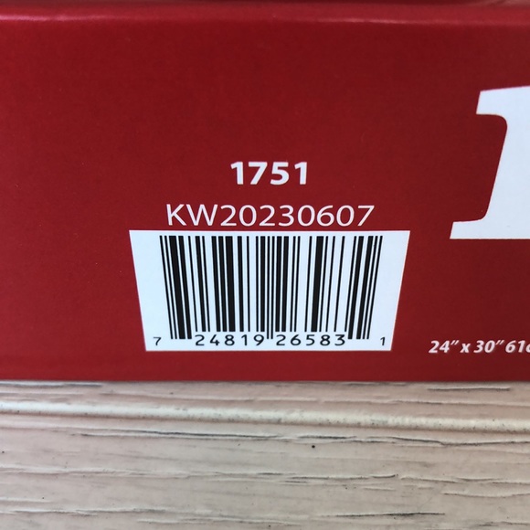 White Mountain Christmas Time Puzzle - Picture 6 of 8